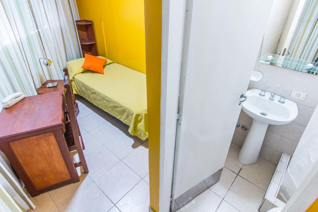 Master Hostel Buenos Aires Exteriör bild